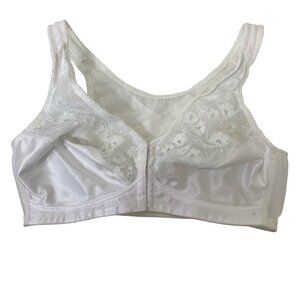 Exquisite Form White Lace Wireless Front Close Back and Posture Support Bra - Si